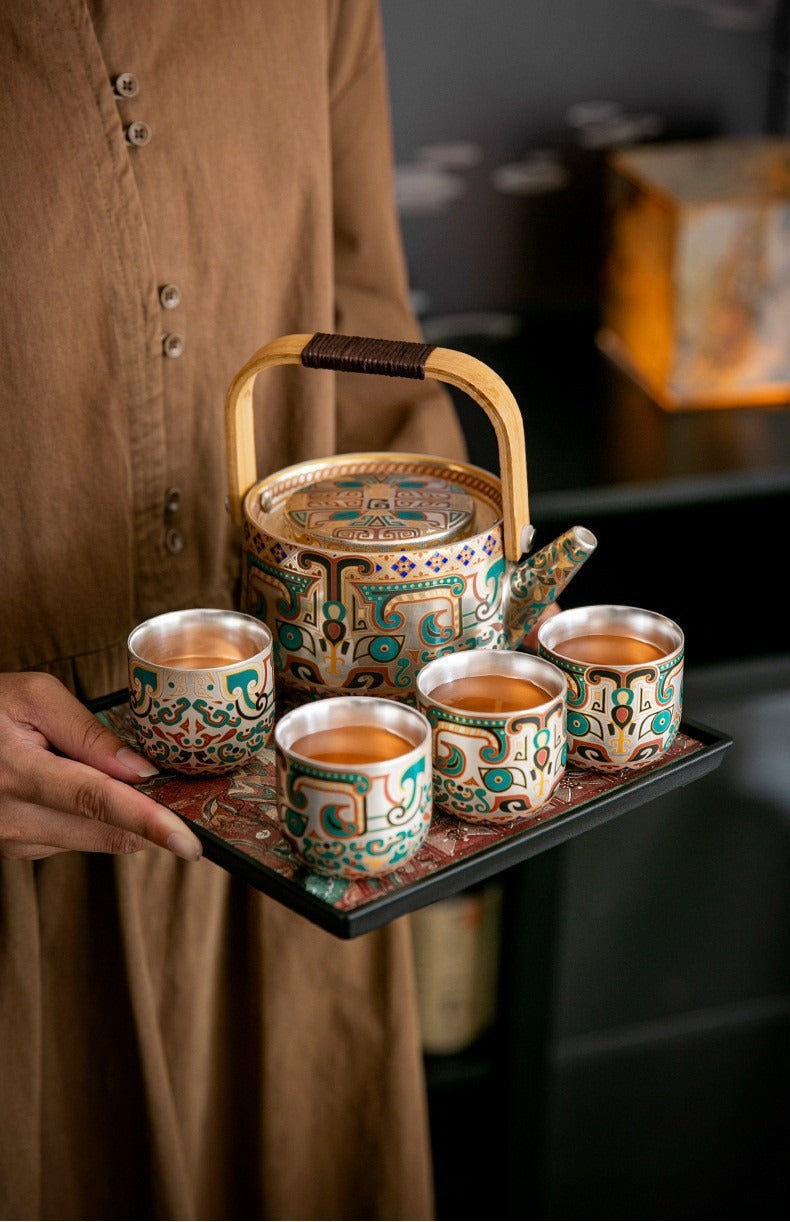 Exquisite Ceramic Gongfu Tea Set with Silver-Plated Taotie Patterns – Elegant, Practical, and Retro-Style Chinese Tea Set for Home Use