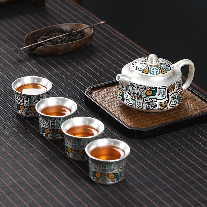 Master-Crafted Portable Japanese-Style Tea Set (1 Pot, 4 Cups) – Pure Silver & Ceramic with Taotie Motif – Suitable for Home & Travel